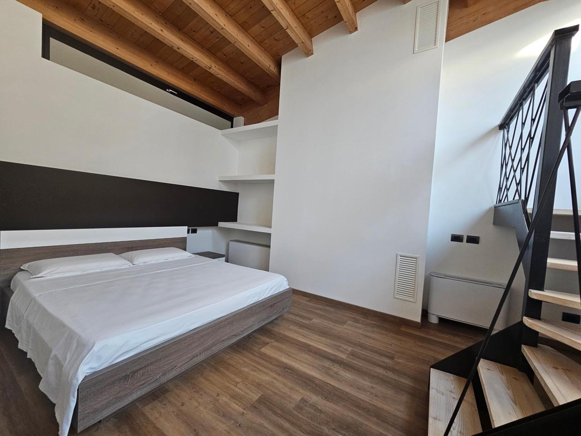 Mezzago Royal Suites Exterior foto